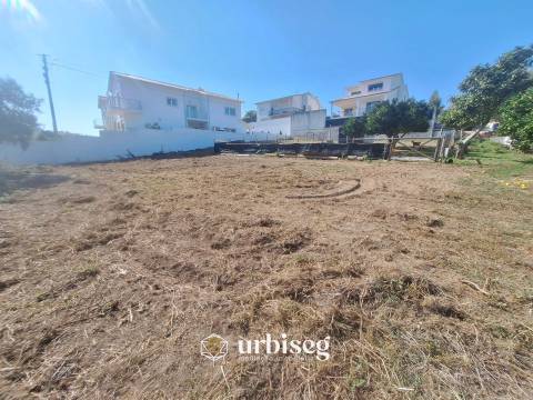 TERRENO RÚSTICO URBANIZÁVEL COM 802 M² – CARRITOS, FIGUEIRA DA FOZ