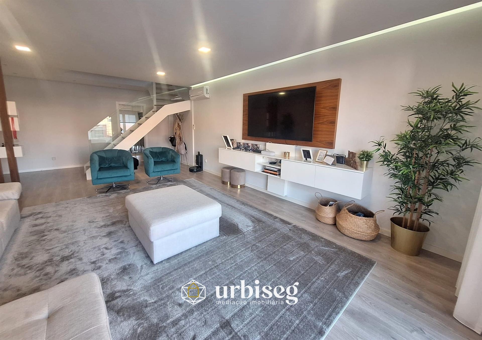 DUPLEX PREMIUM – A DEFINIÇÃO DO LUXO NA FIGUEIRA DA FOZ