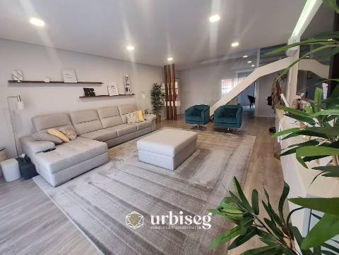 DUPLEX PREMIUM – A DEFINIÇÃO DO LUXO NA FIGUEIRA DA FOZ