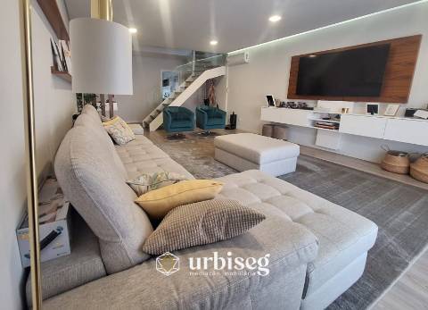 DUPLEX PREMIUM – A DEFINIÇÃO DO LUXO NA FIGUEIRA DA FOZ