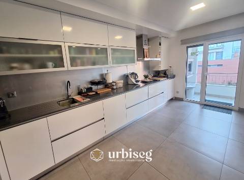 DUPLEX PREMIUM – A DEFINIÇÃO DO LUXO NA FIGUEIRA DA FOZ