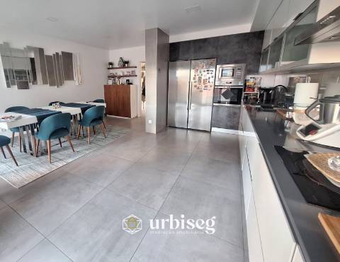 DUPLEX PREMIUM – A DEFINIÇÃO DO LUXO NA FIGUEIRA DA FOZ