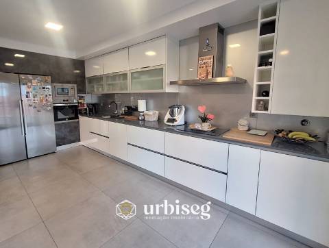 DUPLEX PREMIUM – A DEFINIÇÃO DO LUXO NA FIGUEIRA DA FOZ