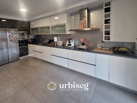 DUPLEX PREMIUM – A DEFINIÇÃO DO LUXO NA FIGUEIRA DA FOZ