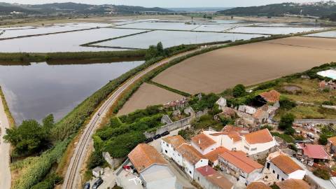 Casa de Adega e Alambique para Reconstrução – Entre Soure e Figueira da Foz