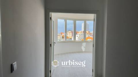 BAIRRO NOVO / VISTA CASINO E RIO – FIGUEIRA DA FOZ - 6º ANDAR