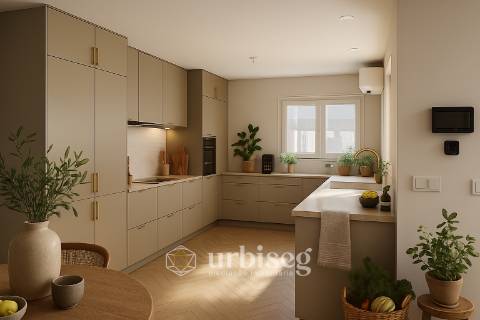 5 quartos | 2 pisos | Jardim e terraço | Escritório independente | Garagem