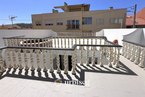 Moradia 4 quartos + 1 suite, 2 terraços e garagem na Cova Gala, Figueira da Foz