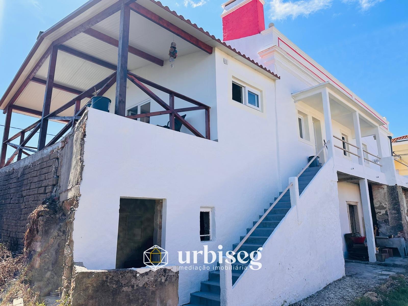 MORADIA REABILITADA COM 415M² | TERRAÇO | POTENCIAL COMERCIAL | ALQUEIDÃO – FIGUEIRA DA FOZ