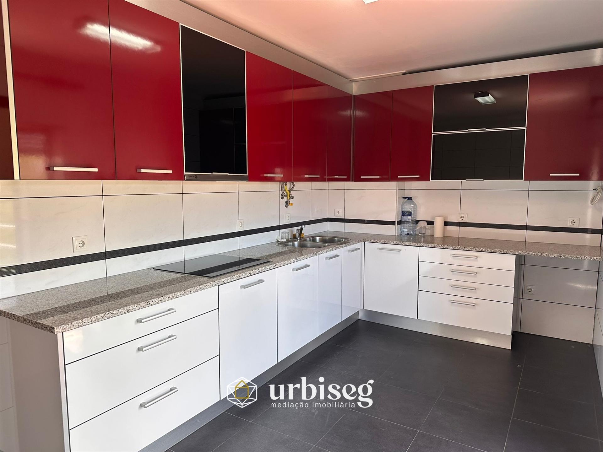 Apartamento T2 para Arrendamento em Tavarede | Figueira da Foz