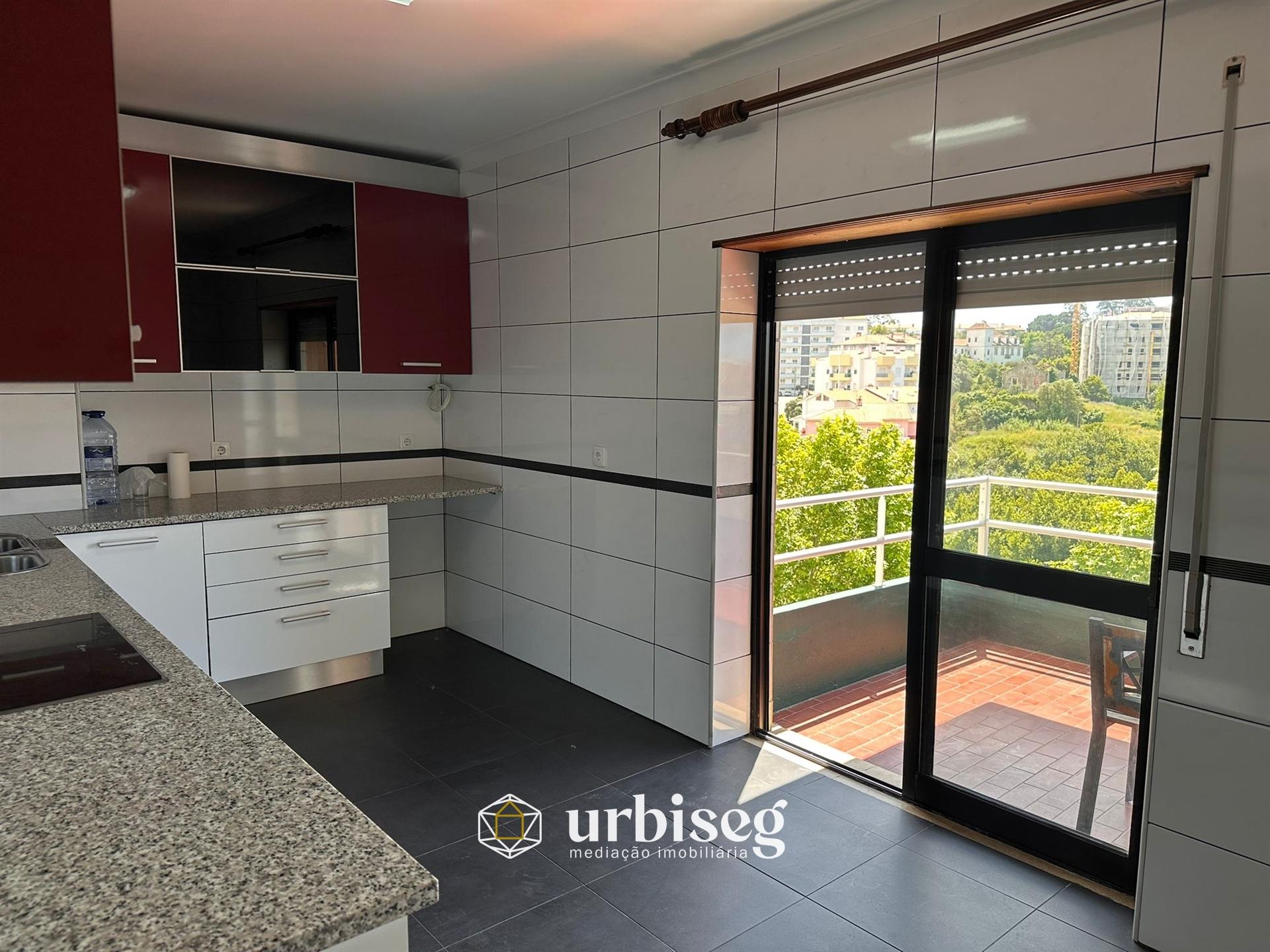 Apartamento T2 para Arrendamento em Tavarede | Figueira da Foz