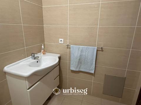 Apartamento T2 para Arrendamento em Tavarede | Figueira da Foz