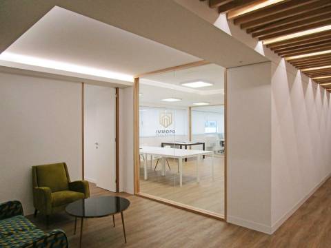 Escritório  Venda em Ramalde,Porto