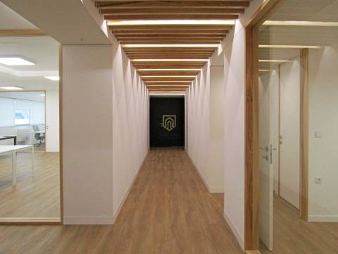 Escritório  Venda em Ramalde,Porto