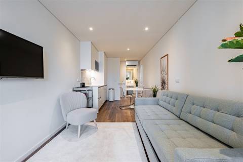 UNIDADE c/ T1 e T2 UTILIZAÇÃO INDEPENDENTE BAIXA DO PORTO