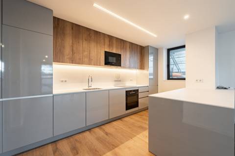 Apartamento T4 DUPLEX Venda em Matosinhos e Leça da Palmeira,Matosinhos