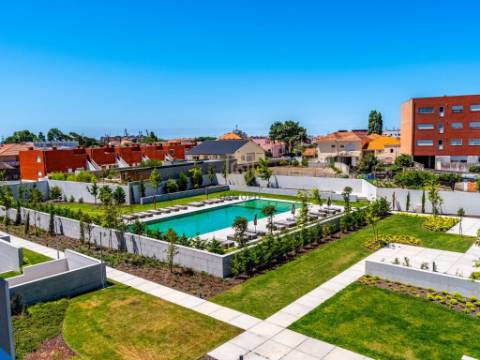 Apartamento T3 em condomínio fechado de luxo, à venda em Leça da Palmeira, Porto