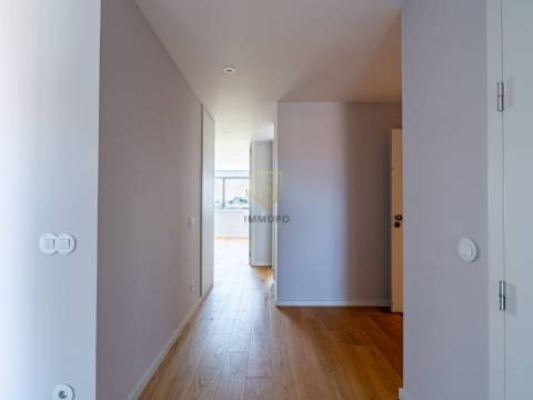 Apartamento T3 em condomínio fechado de luxo, à venda em Leça da Palmeira, Porto