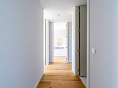 Apartamento T3 em condomínio fechado de luxo, à venda em Leça da Palmeira, Porto