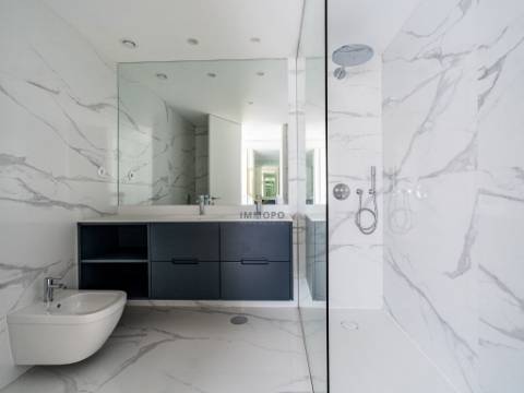 Apartamento T3 em condomínio fechado de luxo, à venda em Leça da Palmeira, Porto