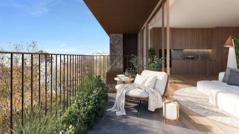 T4 com 155.17 m2 e varanda, em condomínio de luxo, Matosinhos Sul