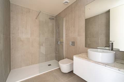 Apartamento T1 com varanda no centro do Porto