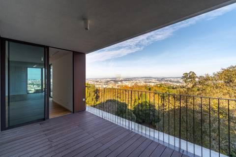 Fantástico apartamento T4 em condomínio fechado com piscina na Quinta de Cravel