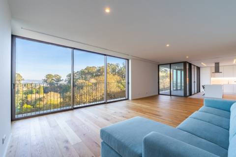 Fantástico apartamento T4 em condomínio fechado com piscina na Quinta de Cravel