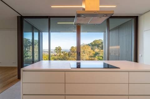 Fantástico apartamento T4 em condomínio fechado com piscina na Quinta de Cravel