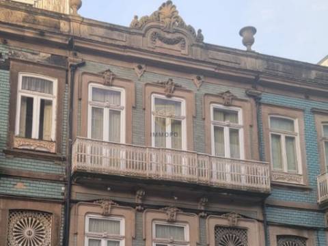 Apartamento T1 com jardim e varanda no centro do Porto