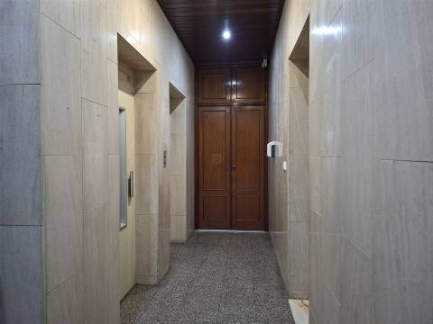 Apartamento T1+1 Venda em Mafamude e Vilar do Paraíso,Vila Nova de Gaia