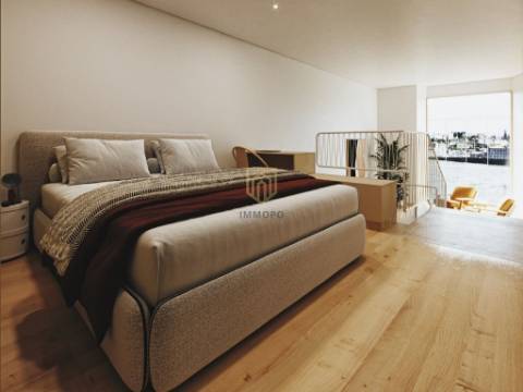 T1 com vistas para o rio e varanda em Vila Nova de Gaia