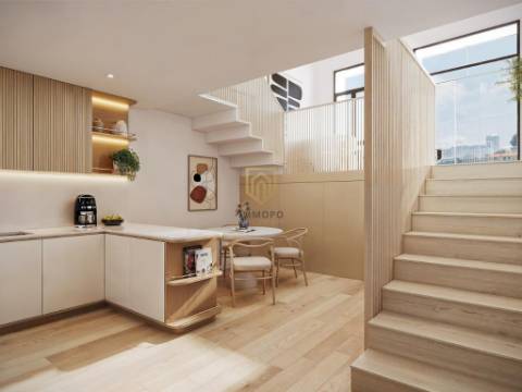 T1 com vistas para o rio e varanda em Vila Nova de Gaia