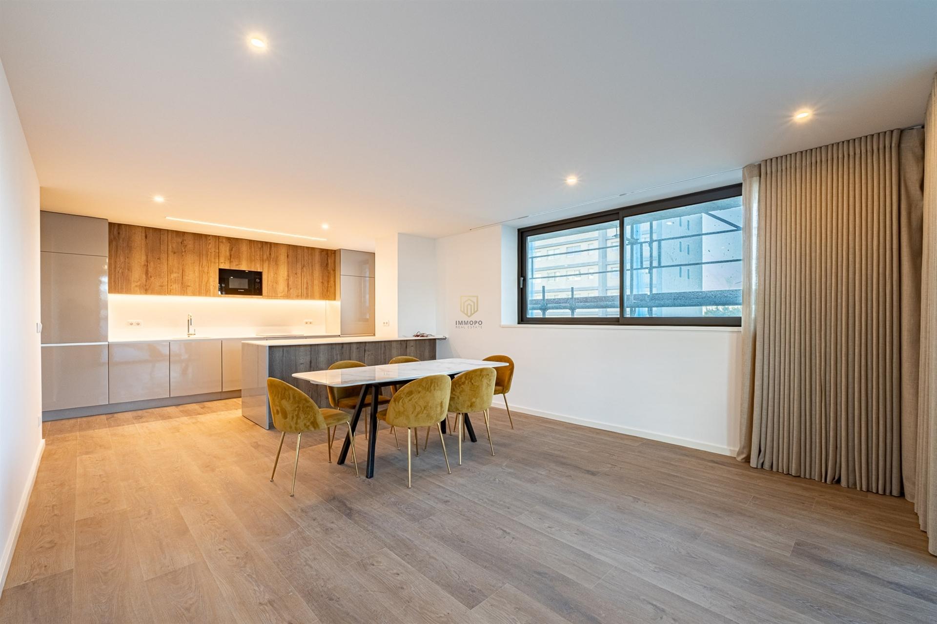 Apartamento T3 Venda em Matosinhos e Leça da Palmeira,Matosinhos