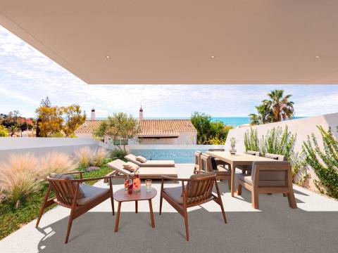 Moradia T3 com piscina privativa na Praia da Luz, Lagos, Algarve