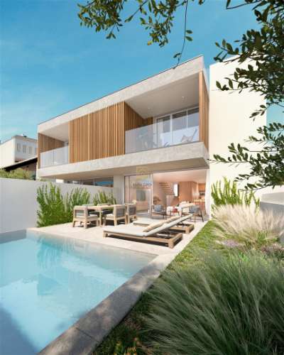 Moradia T3 com piscina privativa na Praia da Luz, Lagos, Algarve