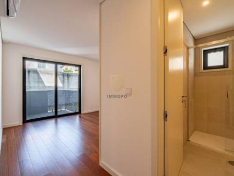 Apartamento T3 NOVO em Mafamude - Vila Nova de Gaia