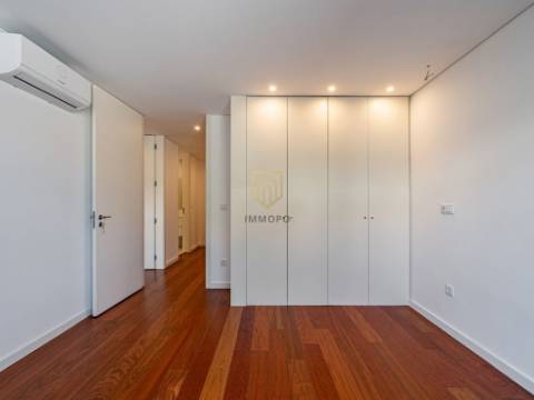 Apartamento T3 NOVO em Mafamude - Vila Nova de Gaia