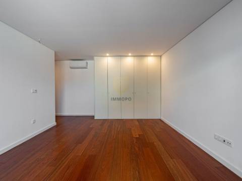 Apartamento T3 NOVO em Mafamude - Vila Nova de Gaia