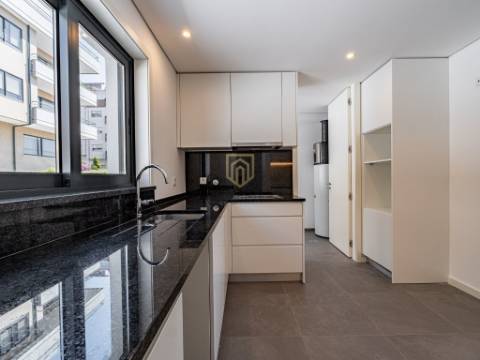 Apartamento T3 NOVO em Mafamude - Vila Nova de Gaia