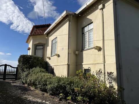 MORADIA GRANJA - 1ª linha de Mar