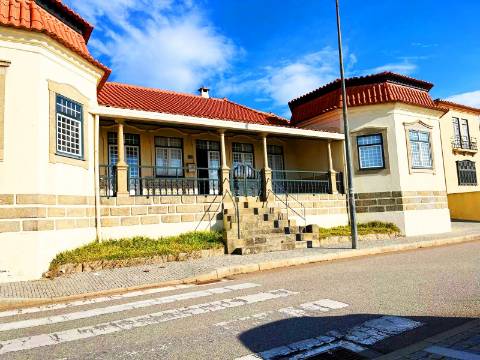 MORADIA GRANJA - 1ª linha de Mar