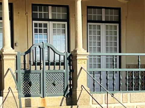 MORADIA GRANJA - 1ª linha de Mar