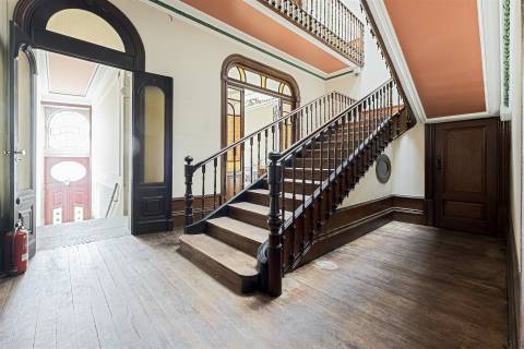 Prédio >=T10 Venda em Lordelo do Ouro e Massarelos,Porto