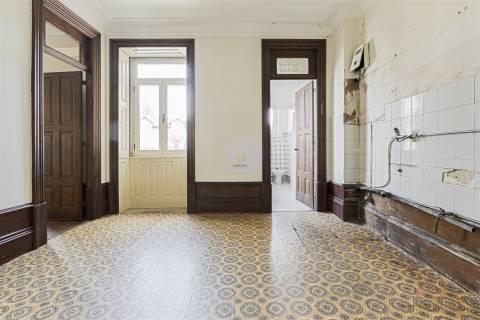 Prédio >=T10 Venda em Lordelo do Ouro e Massarelos,Porto