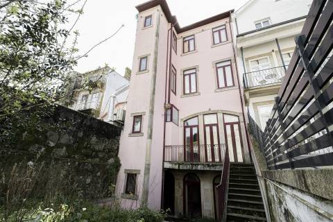 Prédio >=T10 Venda em Lordelo do Ouro e Massarelos,Porto