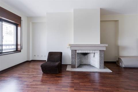 Apartamento T3 ao  Pinheiro Manso, PORTO.