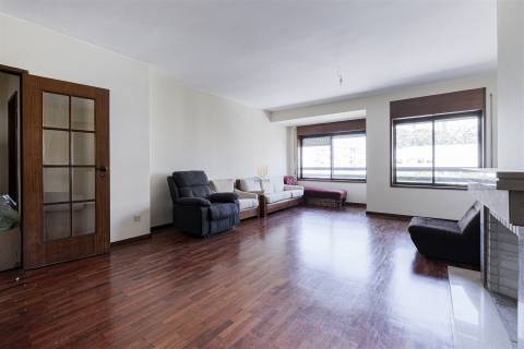 Apartamento T3 ao  Pinheiro Manso, PORTO.