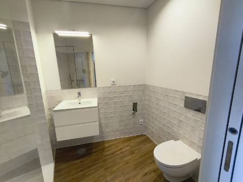 T1 Novo junto das faculdade de letras e faculdade de ciências, do Porto.