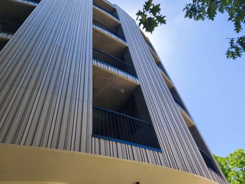 T1 Novo junto das faculdade de letras e faculdade de ciências, do Porto.